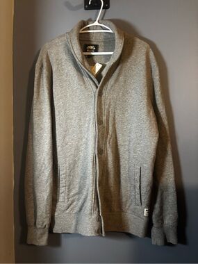 Roots Men’s Shawl Collar Cardigan in Light Grey